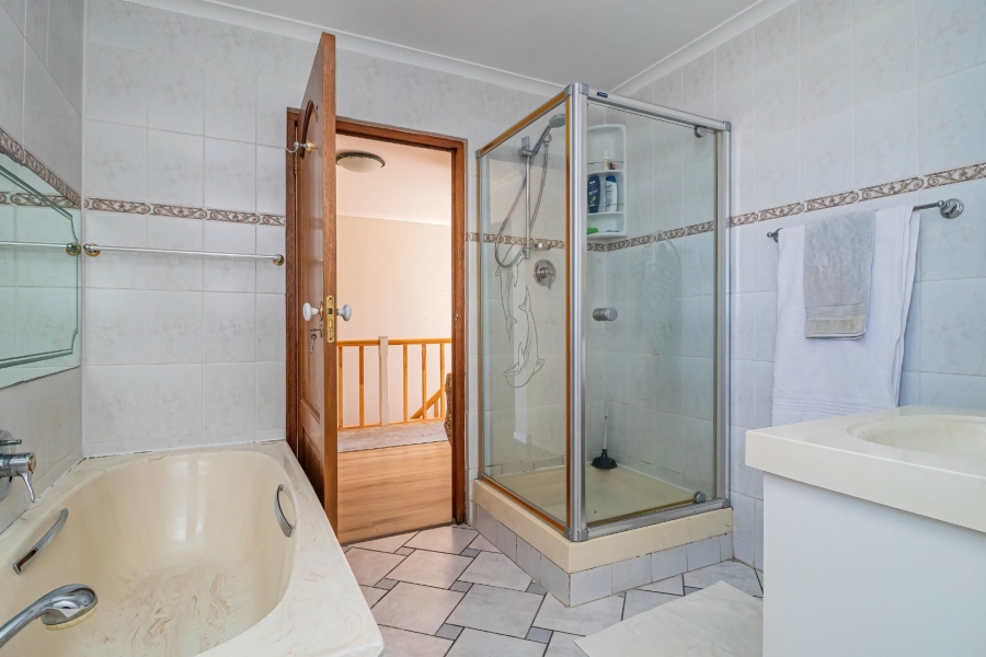 3 Bedroom Property for Sale in Onrus Western Cape